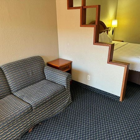 Homegate Studio And Suites San Antonio Exterior photo