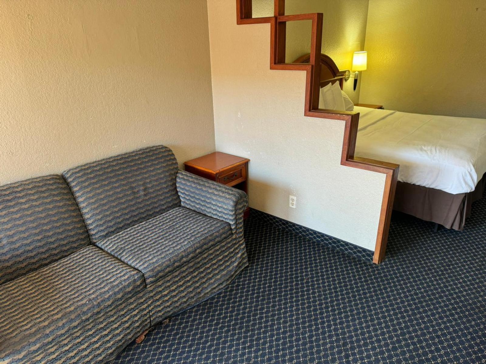 Homegate Studio And Suites San Antonio Exterior photo